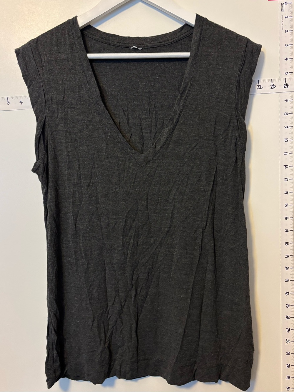 Kit and Ace Charcoal V-Neck Sleeveless Women’s tank top